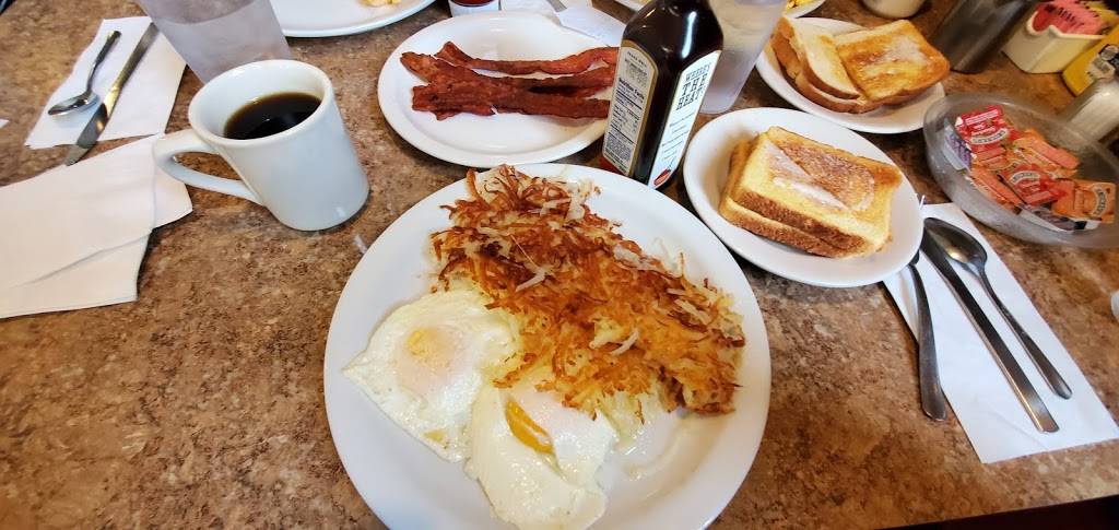 Starting Gate Restaurant | restaurant | 504 Auburn Way N, Auburn, WA 98002, USA | 2539394141 OR +1 253-939-4141