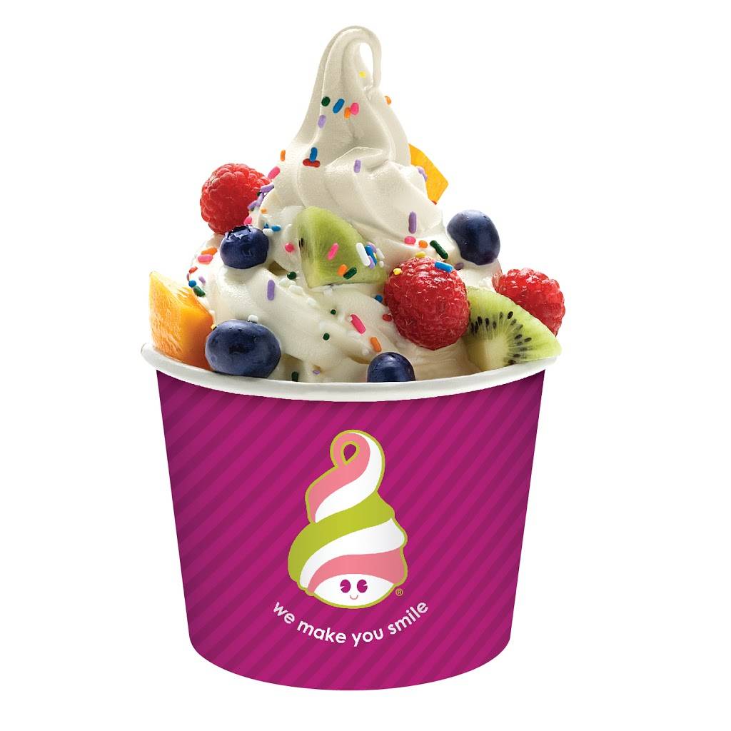 Menchies Frozen Yogurt | bakery | 3555 Johnson Ave, Bronx, NY 10463, USA | 7184322580 OR +1 718-432-2580
