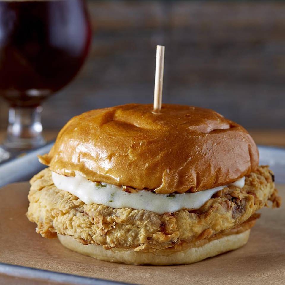 Haystack Burgers & Barley | restaurant | 3838 Oak Lawn Ave #175, Dallas, TX 75219, USA | 2143777802 OR +1 214-377-7802