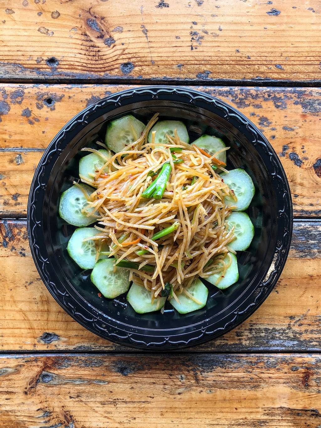 Street Food | restaurant | 58 S Erie Ave, Montauk, NY 11954, USA | 6312385555 OR +1 631-238-5555