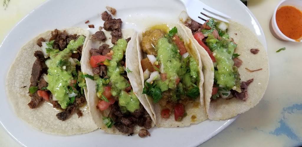Tacos Y Salsas | restaurant | 7124 Federal Blvd, Westminster, CO 80030, USA | 3034274396 OR +1 303-427-4396
