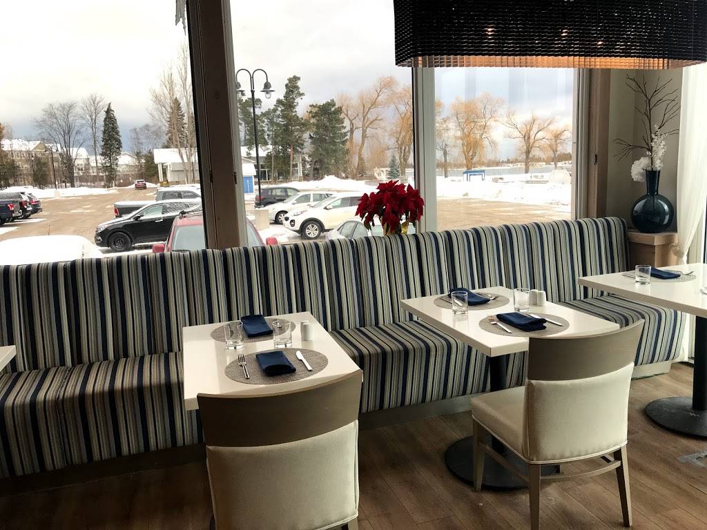 Lakeside Seafood & Grill | restaurant | 9 Harbour St E, Collingwood, ON L9Y 5B5, Canada | 7054463274 OR +1 705-446-3274