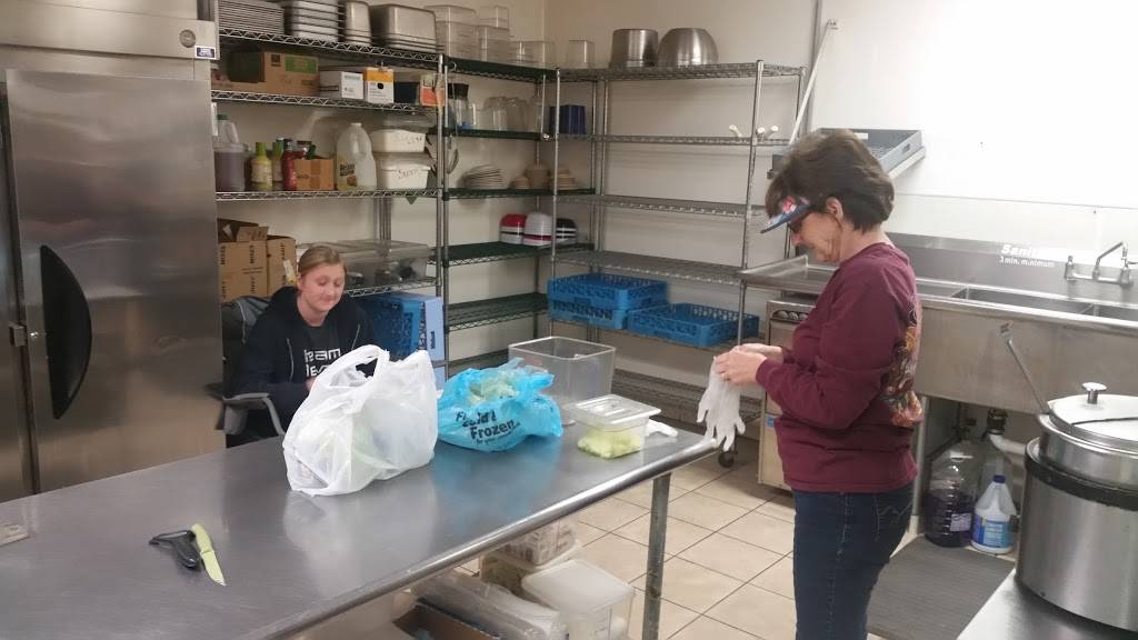 Georgies Sport & Oyster Bar | restaurant | 458 Pamlico St, Belhaven, NC 27810, USA | 2529432102 OR +1 252-943-2102