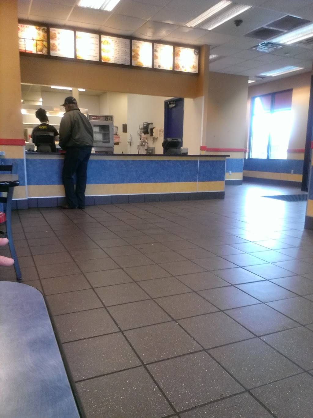 Churchs Chicken | restaurant | 242 E Capitol Dr, Milwaukee, WI 53212, USA | 4149612512 OR +1 414-961-2512