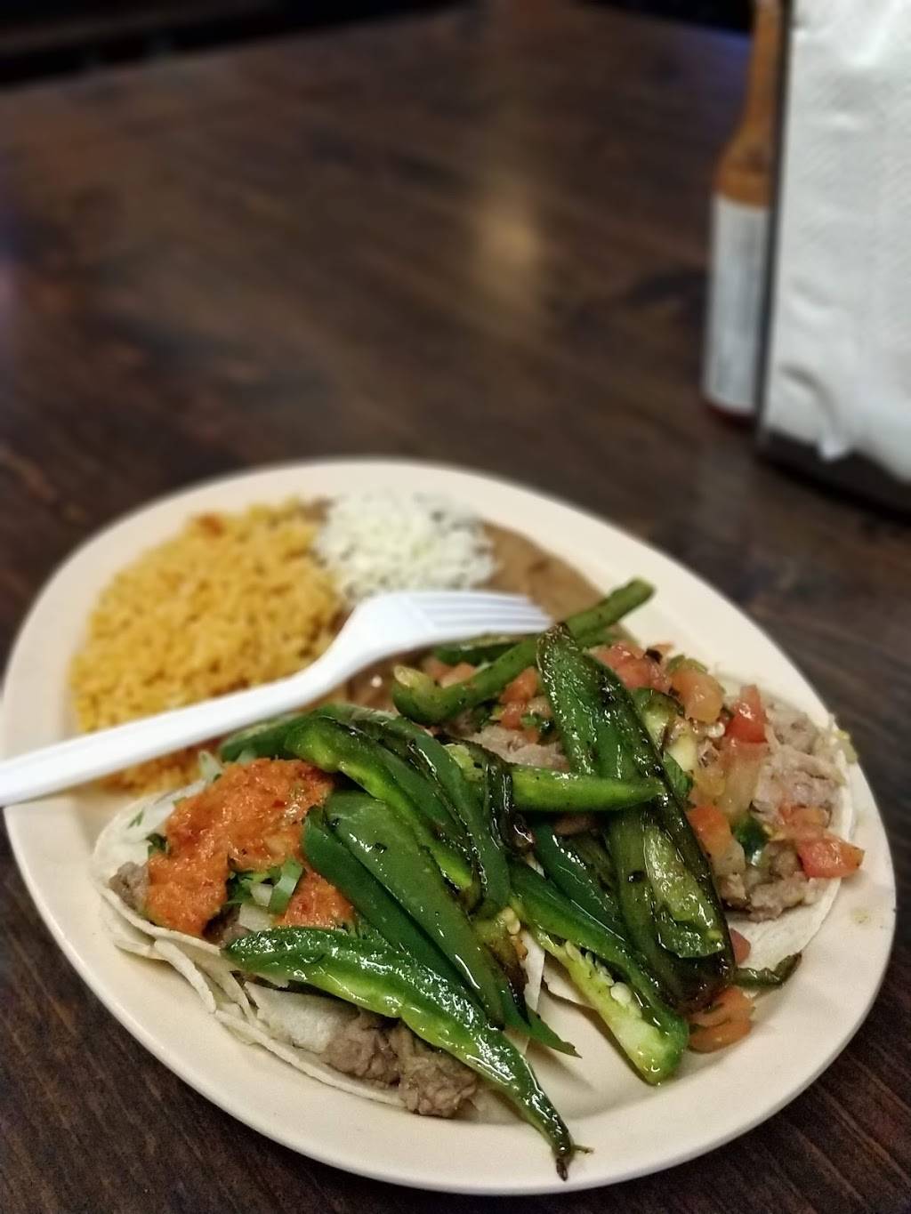 Fiesta Taco | restaurant | 1989 Santa Rita Rd, Pleasanton, CA 94566, USA | 9254170408 OR +1 925-417-0408