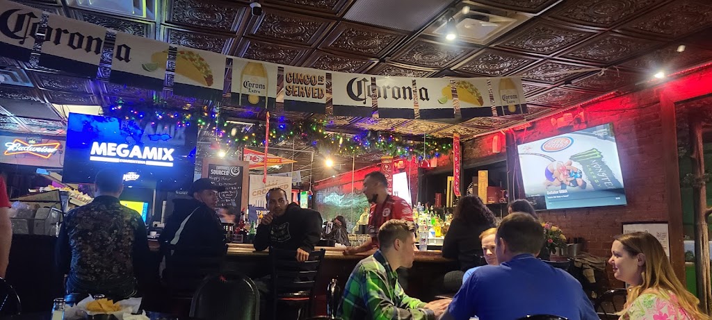 El Pueblito | restaurant | 810 Southwest Blvd, Kansas City, MO 64108, USA | 8164715442 OR +1 816-471-5442