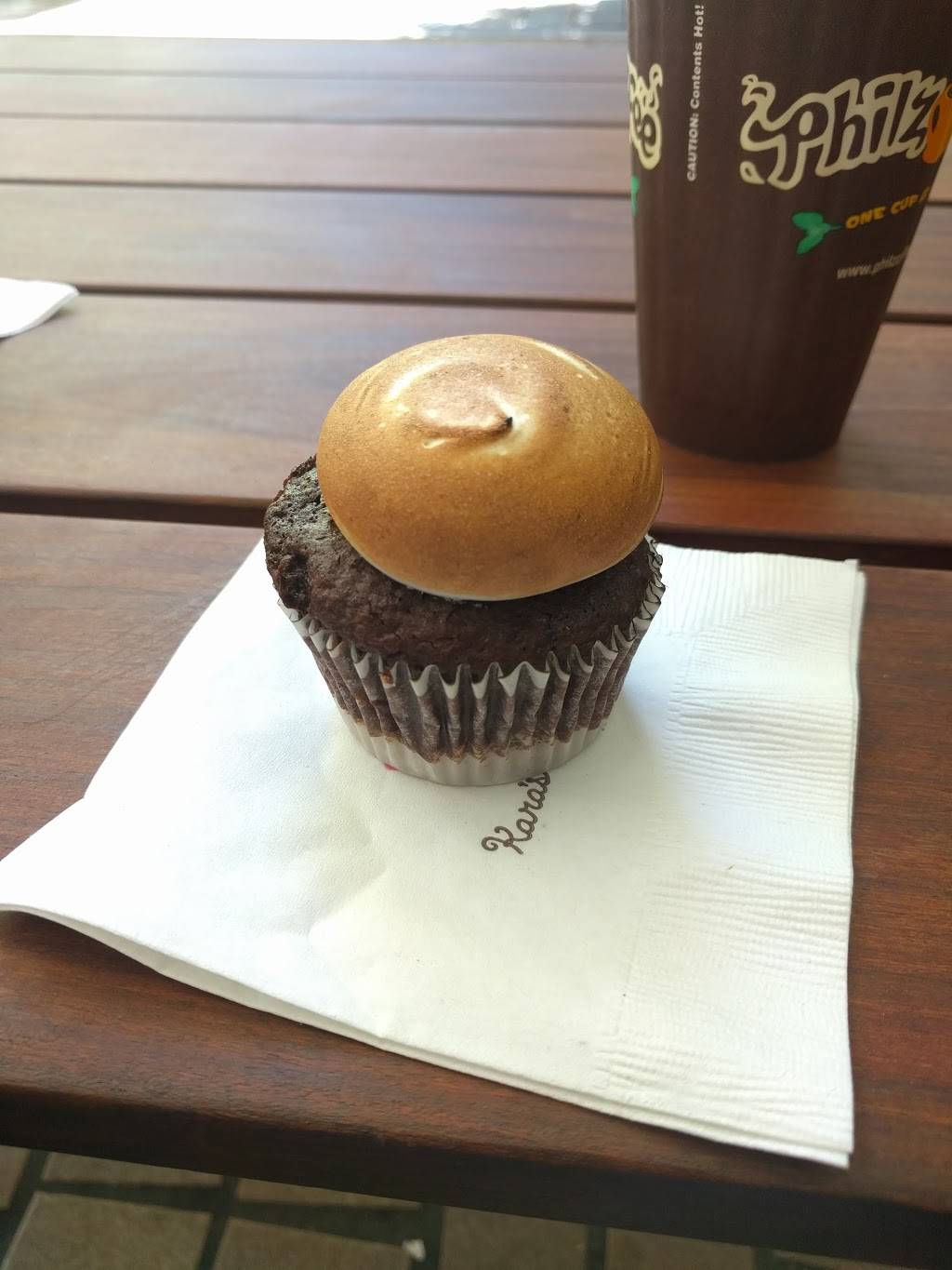 Karas Cupcakes | bakery | Three Embarcadero Center, San Francisco, CA 94111, USA | 4153912588 OR +1 415-391-2588