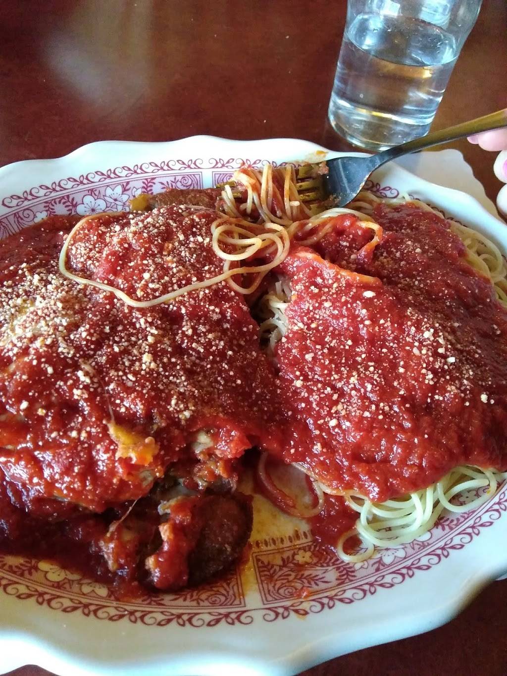 Arnies Restaurant | restaurant | 20 Margaret St, Plattsburgh, NY 12901, USA | 5185633003 OR +1 518-563-3003