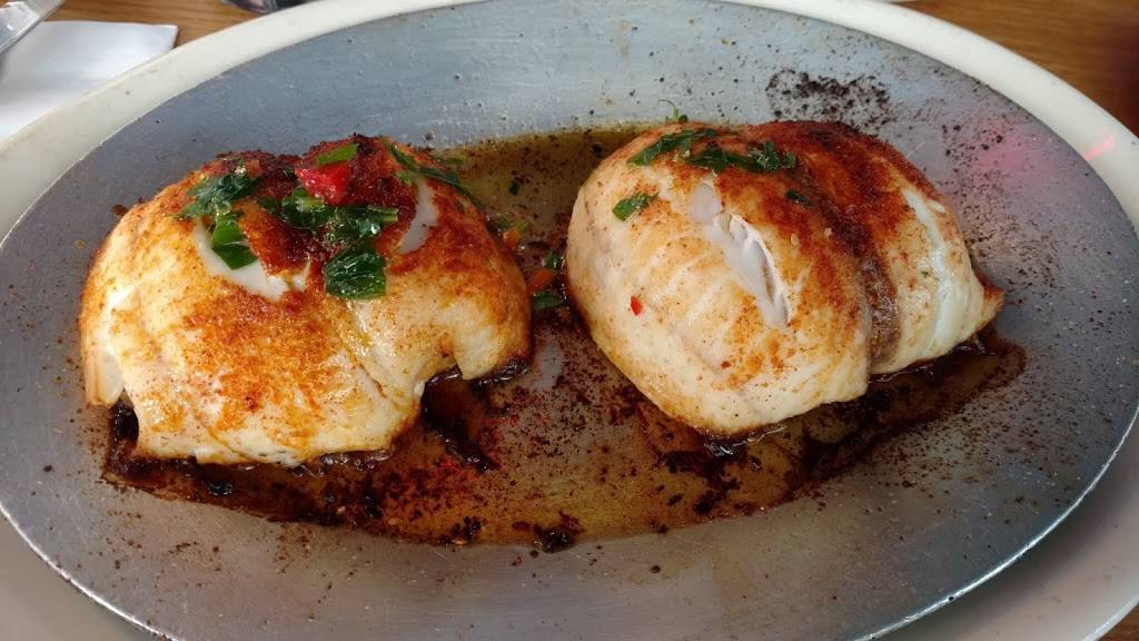 Taverna Kyclades | restaurant | 33-07 Ditmars Blvd, Astoria, NY 11105, USA | 7185458666 OR +1 718-545-8666