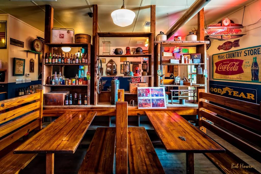 Spechts Texas | restaurant | 112 W Specht Rd, San Antonio, TX 78260, USA | 8304381888 OR +1 830-438-1888