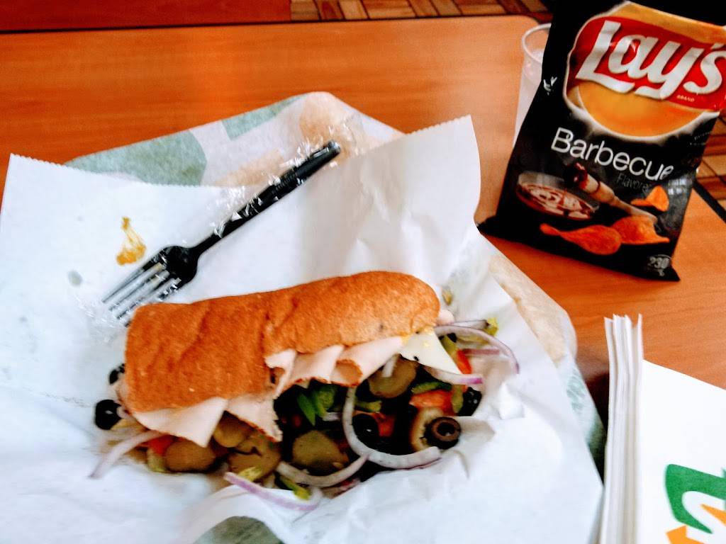 Subway | restaurant | 16219 SW 88th St, Miami, FL 33196, USA | 3057528337 OR +1 305-752-8337