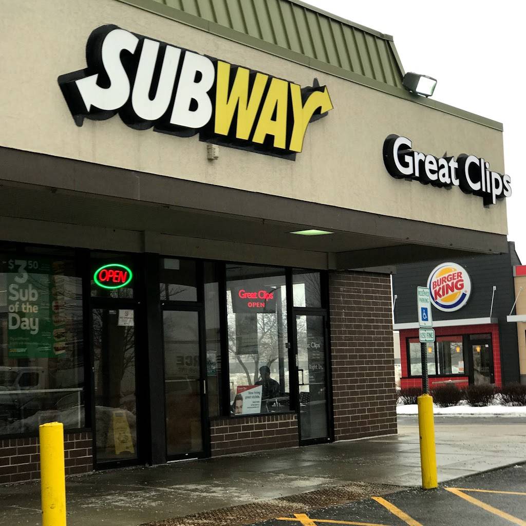Subway Restaurants | restaurant | 3125 South Ashland Avenue, Unit 19, Riverside Sq & Rivers Edge, Chicago, IL 60608, USA | 7732544885 OR +1 773-254-4885