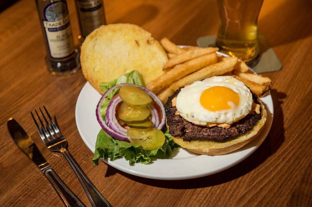 At Ease Craft Beer Pub | restaurant | 6918, 15761 S Bell Rd, Homer Glen, IL 60491, USA | 7089813186 OR +1 708-981-3186