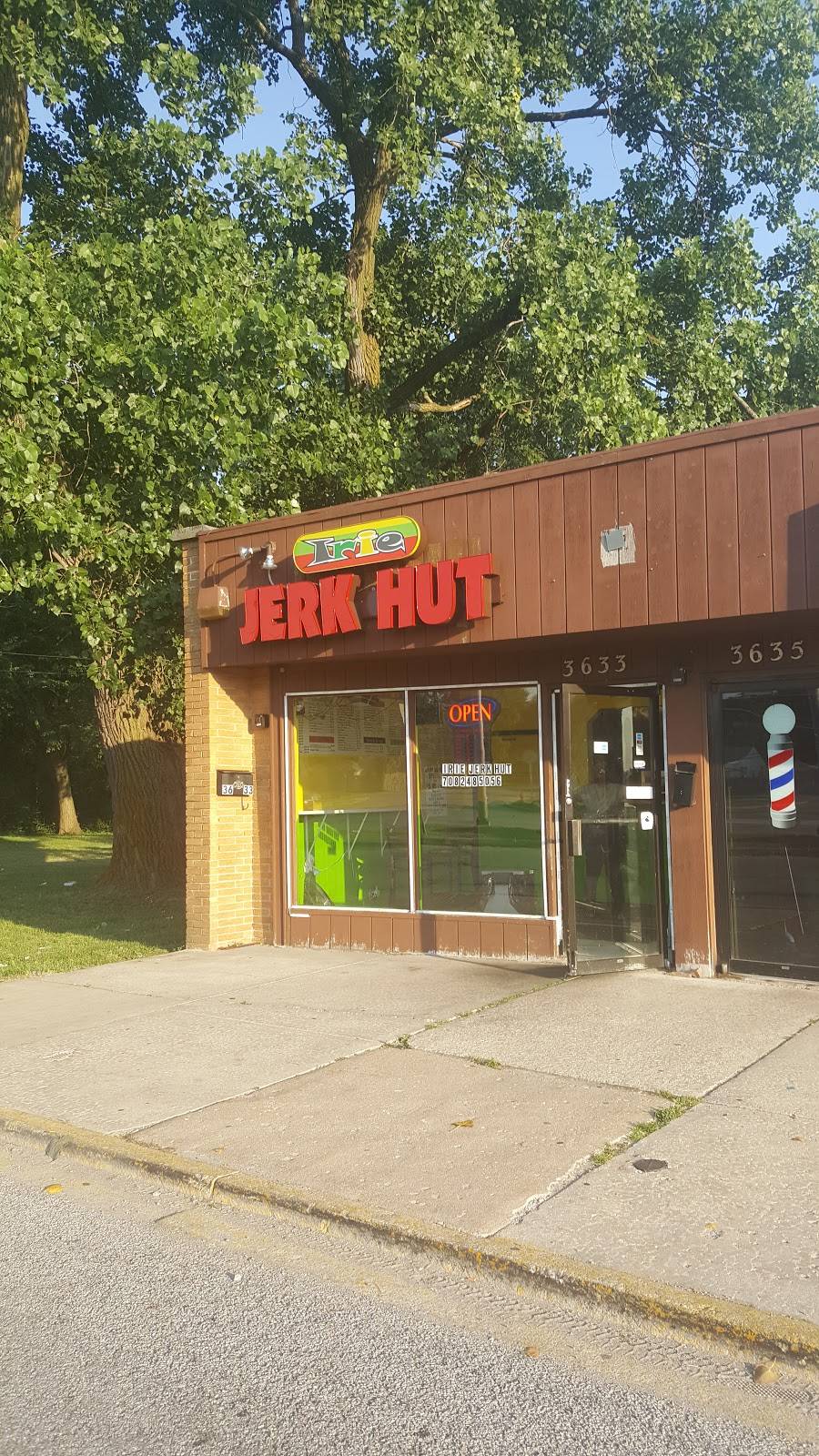 Irie Jerk Hut | restaurant | 3633 Sauk Trail, Richton Park, IL 60471, USA | 7082485056 OR +1 708-248-5056