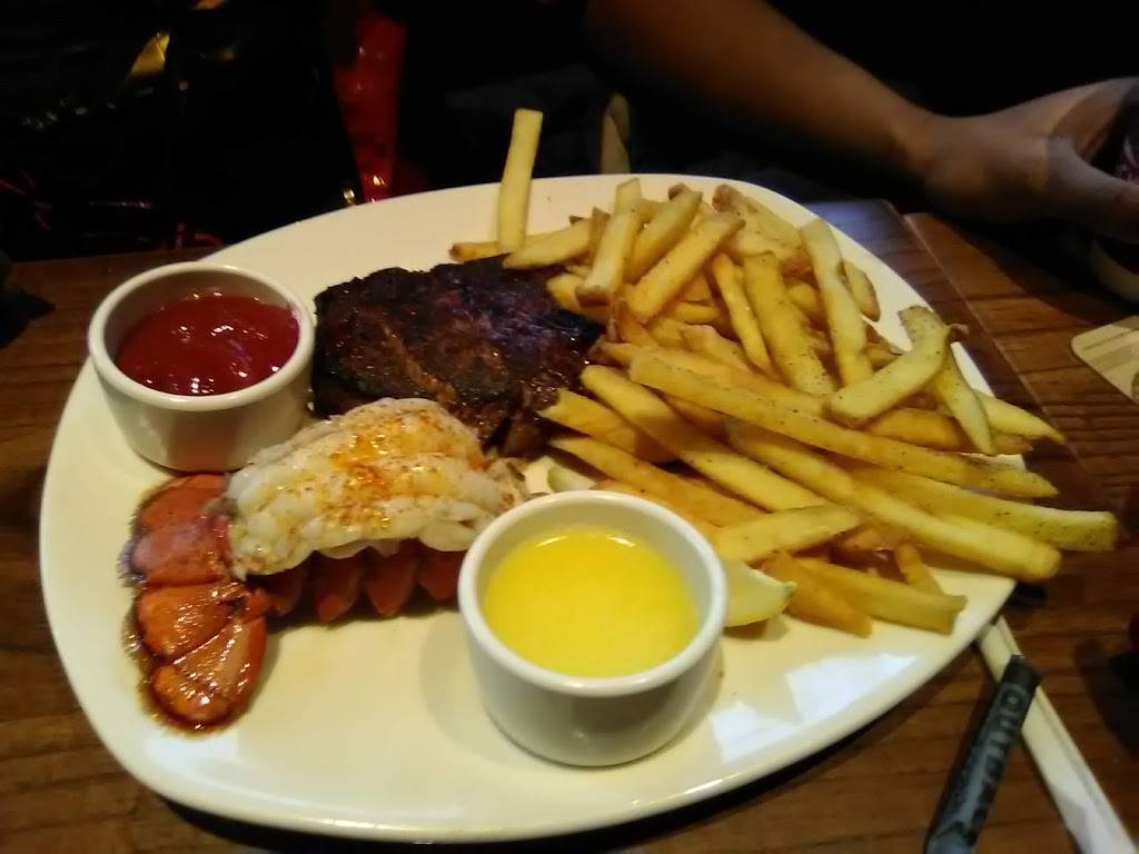 Outback Steakhouse | restaurant | 1637 E Empire St, Bloomington, IL 61701, USA | 3096630455 OR +1 309-663-0455