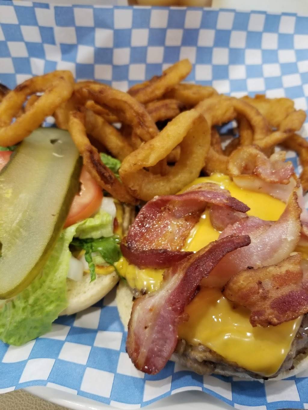 Orono Country Cafe | restaurant | 5348 Main St, Clarington, ON L0B, Canada | 9059839009 OR +1 905-983-9009