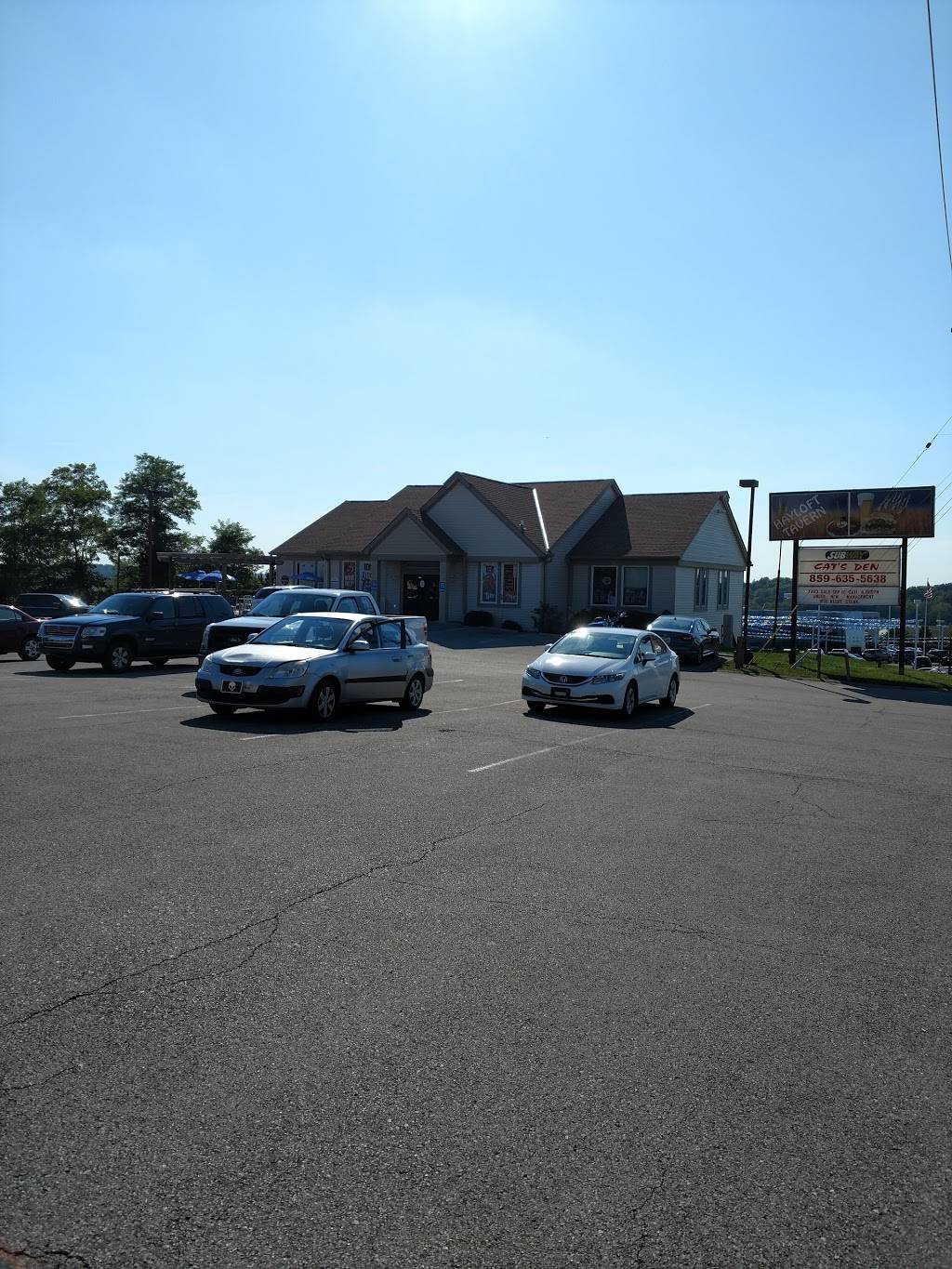 Hayloft Tavern | meal takeaway | 7501 Alexandria Pike, Alexandria, KY 41001, USA | 8599080369 OR +1 859-908-0369