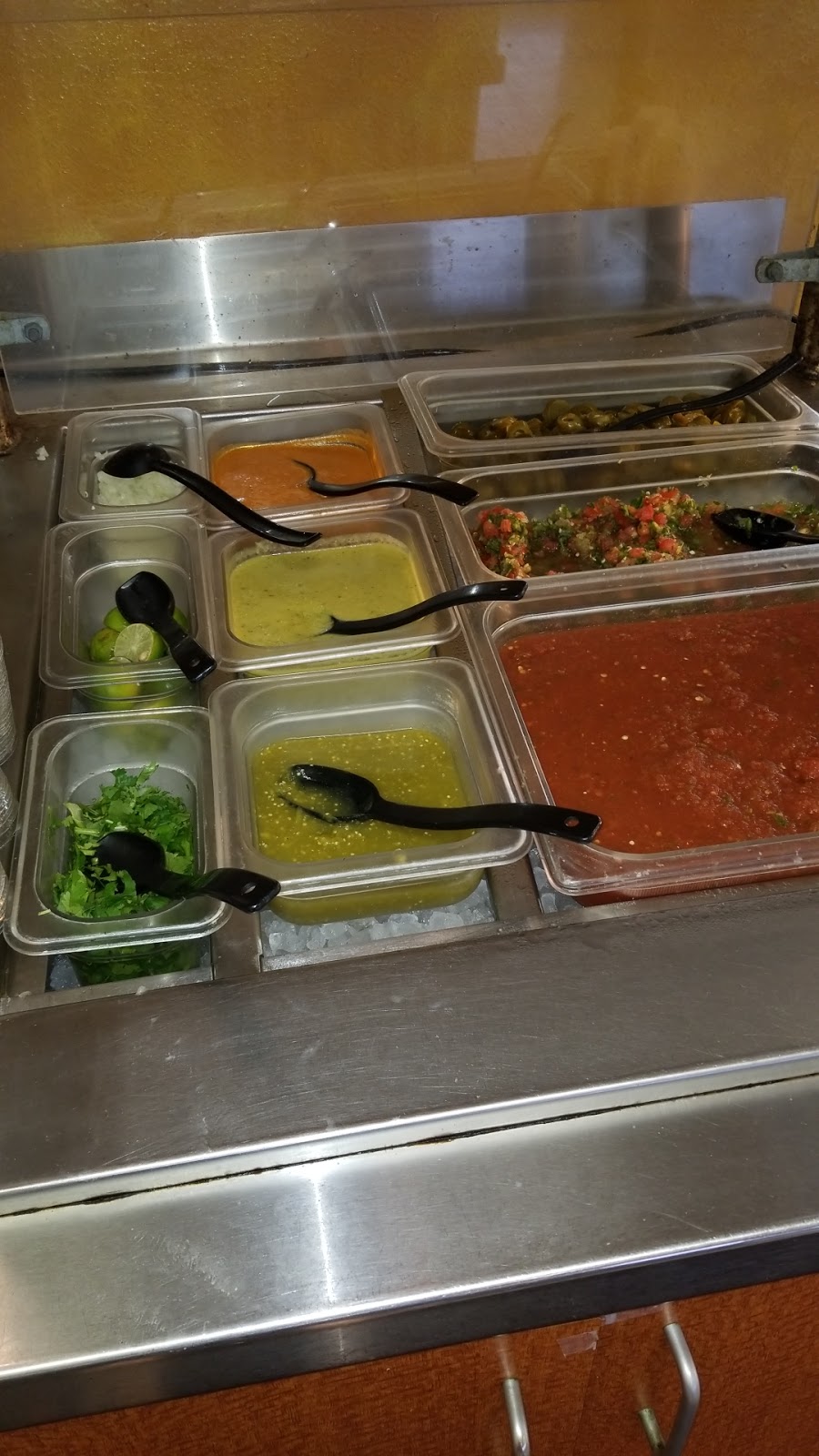 El Pato Mexican Food | restaurant | 819 North Bryan Rd, Mission, TX 78572, USA | 9565854545 OR +1 956-585-4545