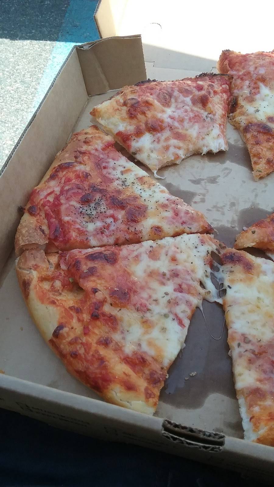 Avon House of Pizza | restaurant | 163 Main St, Avon, MA 02322, USA | 5085837444 OR +1 508-583-7444