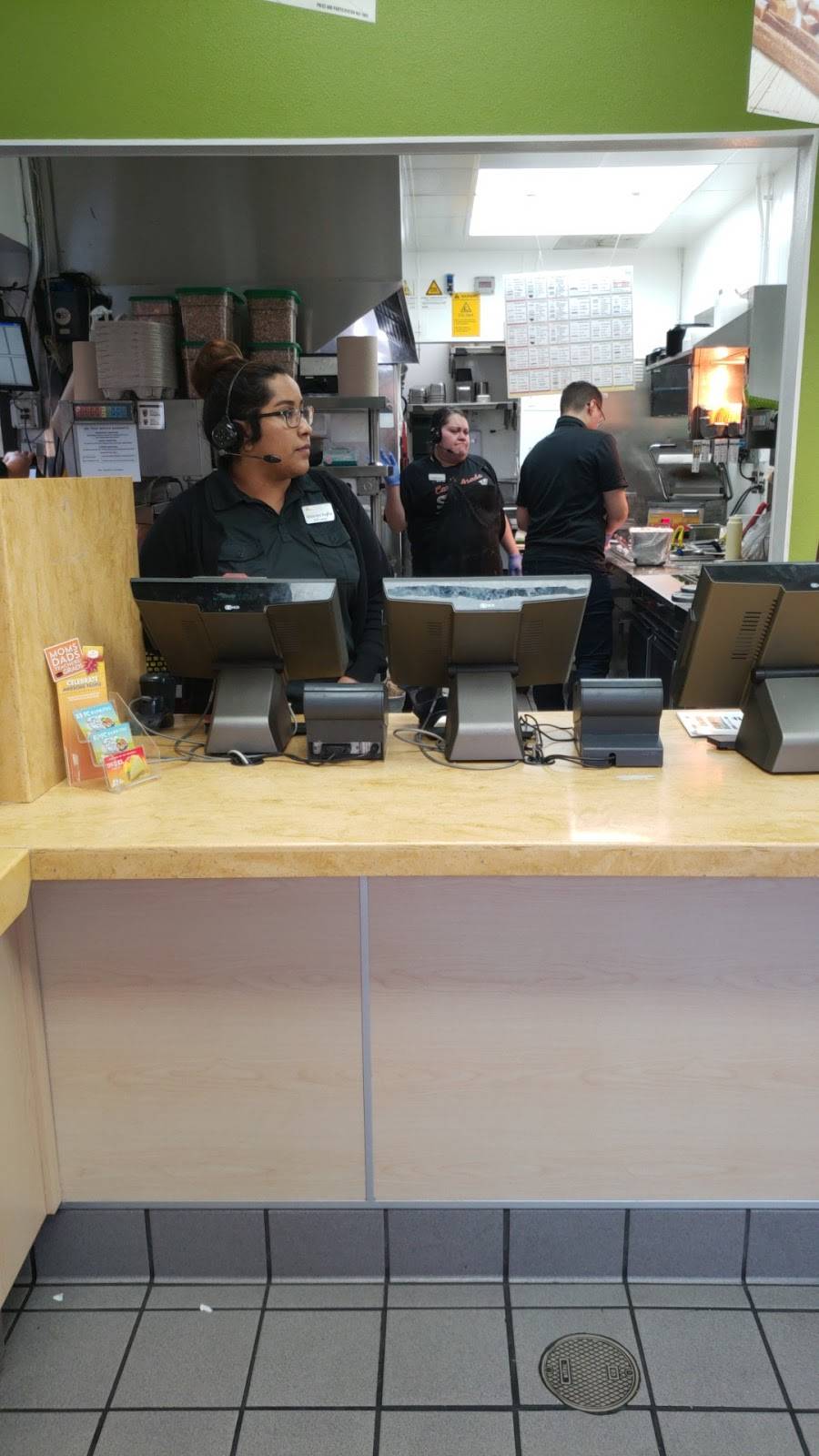 Del Taco | meal takeaway | 12080 Central Ave, Chino, CA 91710, USA | 9093649179 OR +1 909-364-9179