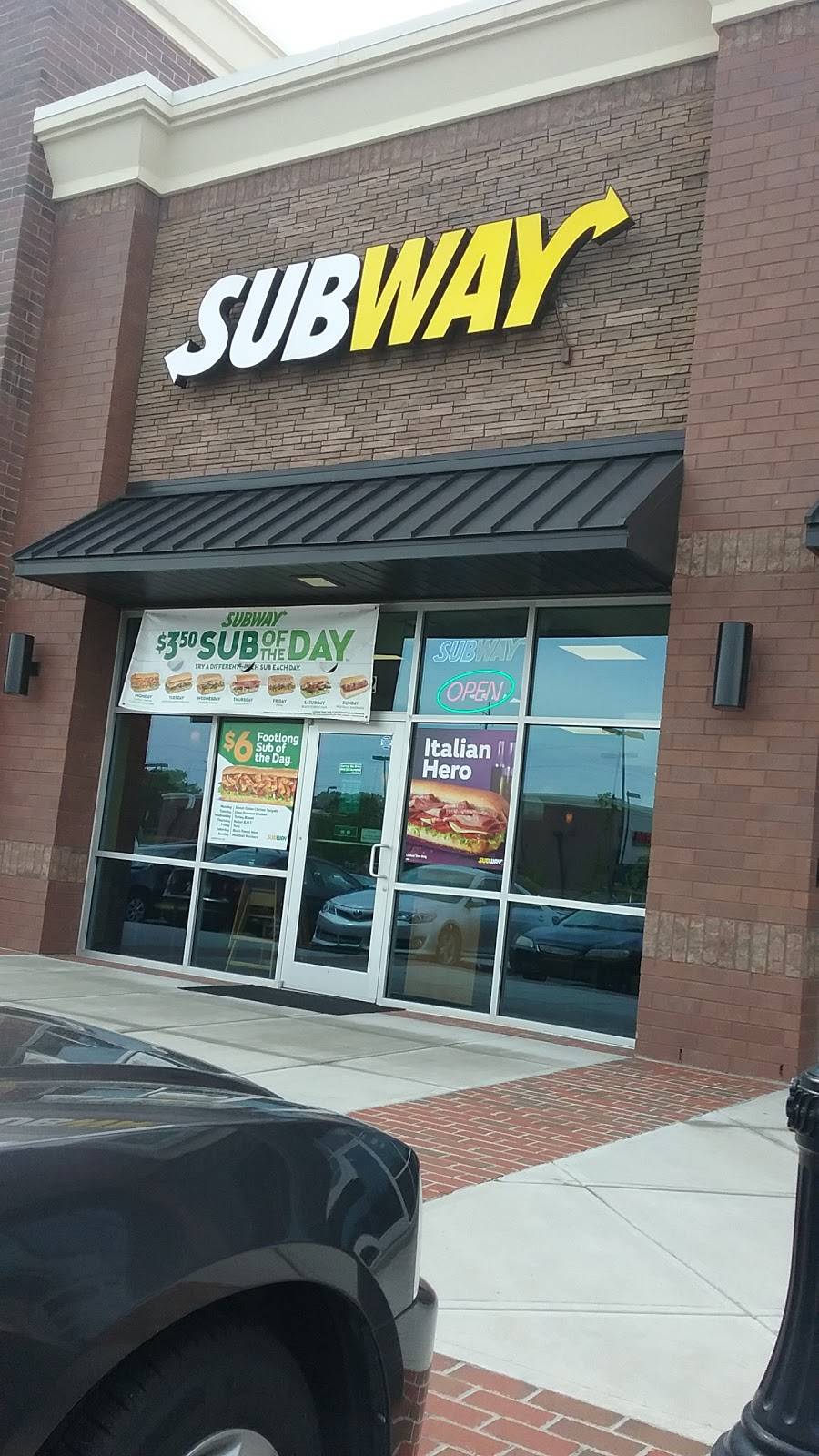 Subway | restaurant | 222 Harvey St, Winston-Salem, NC 27103, USA | 3363069613 OR +1 336-306-9613