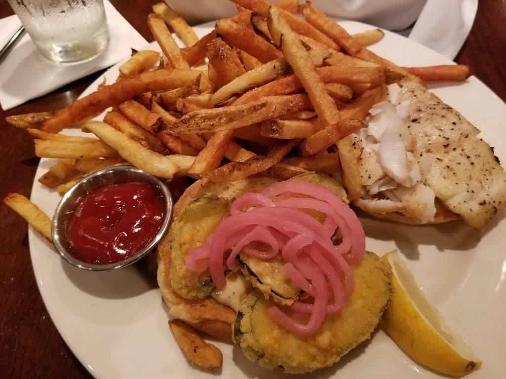 Burtons Grill | restaurant | 94 Derby St #279, Hingham, MA 02043, USA | 7817491007 OR +1 781-749-1007