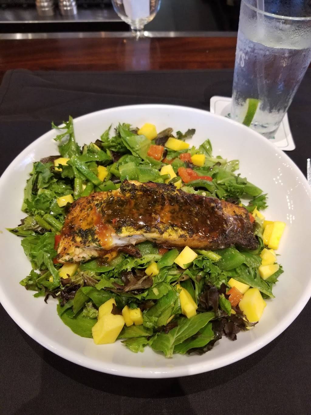 Maggie McFlys® Manchester | restaurant | 1023, 194 Buckland Hills Dr, Manchester, CT 06042, USA | 8604328255 OR +1 860-432-8255