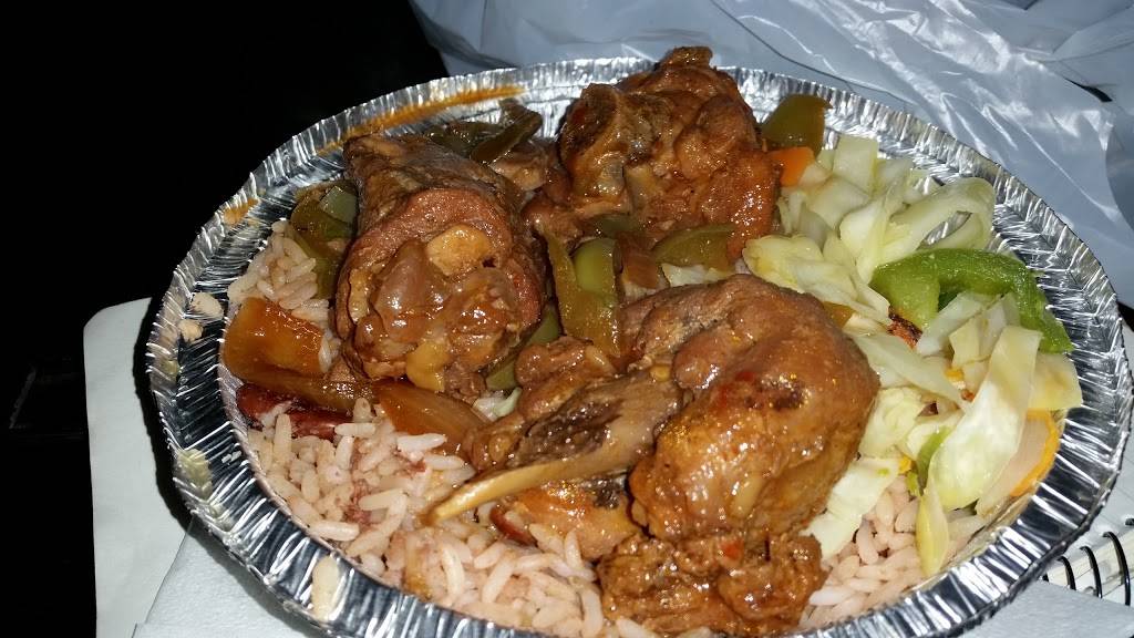 Golden Krust | bakery | 200-8 Linden Blvd, St. Albans, NY 11412, USA | 7184818585 OR +1 718-481-8585