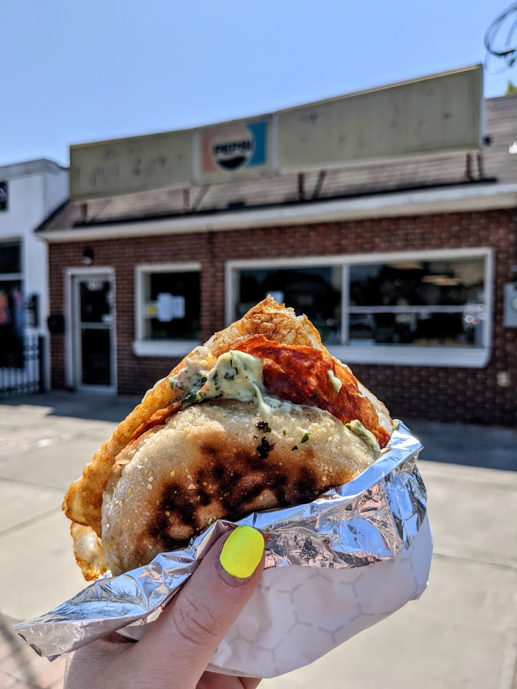 Ideals Sandwich and Grocery | restaurant | 2108 Angier Ave, Durham, NC 27703, USA | 9197240241 OR +1 919-724-0241