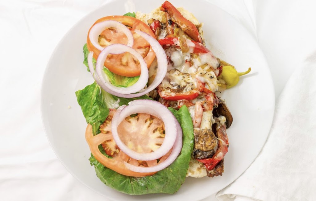 Lil Emil’s Italy | restaurant | 1982 W Grand River Rd, Okemos, MI 48864, USA | 5175990365 OR +1 517-599-0365