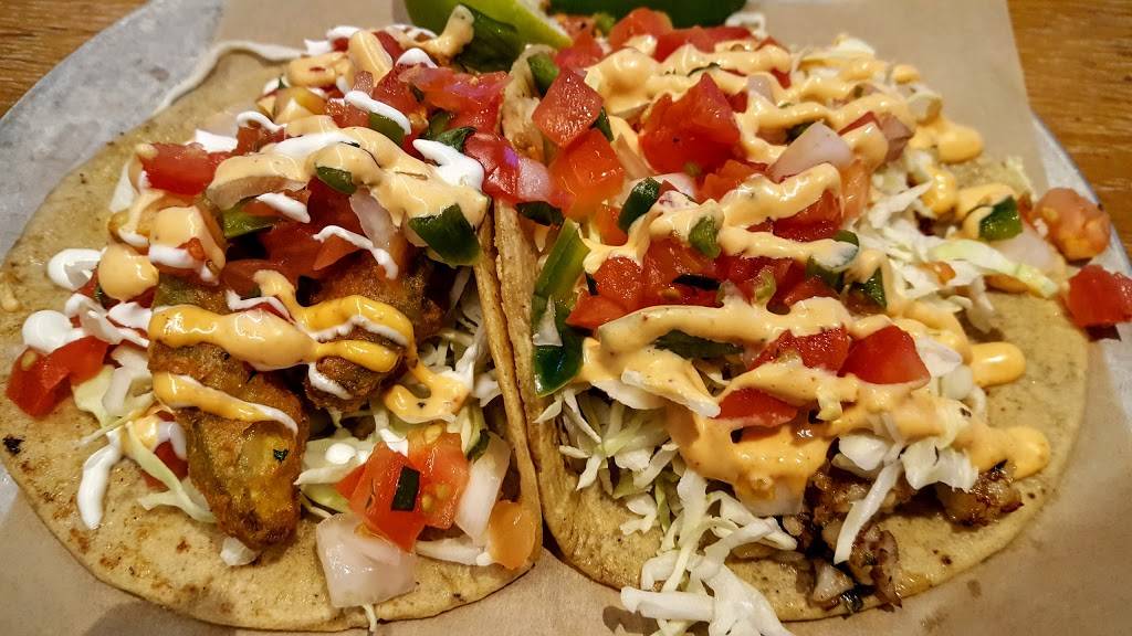 Hello Betty Fish House | restaurant | 211 Mission Ave, Oceanside, CA 92054, USA | 7607221008 OR +1 760-722-1008