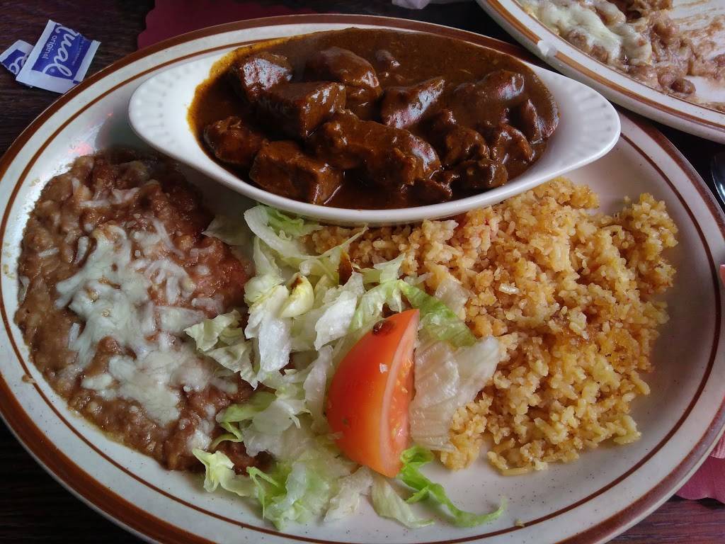 Familia Juarezs Restaurant | restaurant | 617 Paradise Rd, Modesto, CA 95351, USA | 2095227937 OR +1 209-522-7937