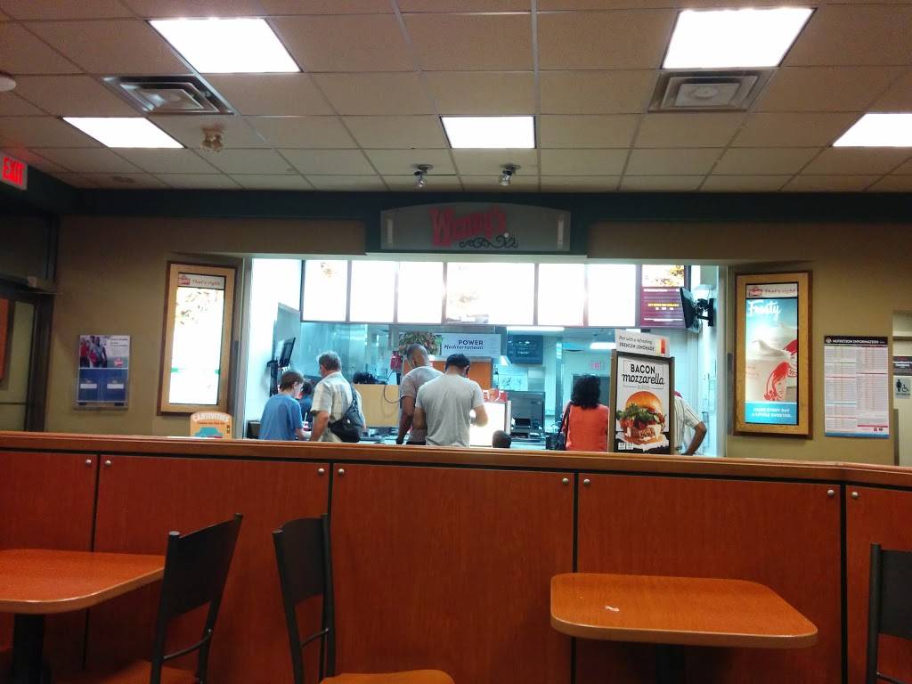 Wendys | restaurant | 5250 Dundas St W, Etobicoke, ON M9B 1A9, Canada | 4162348666 OR +1 416-234-8666