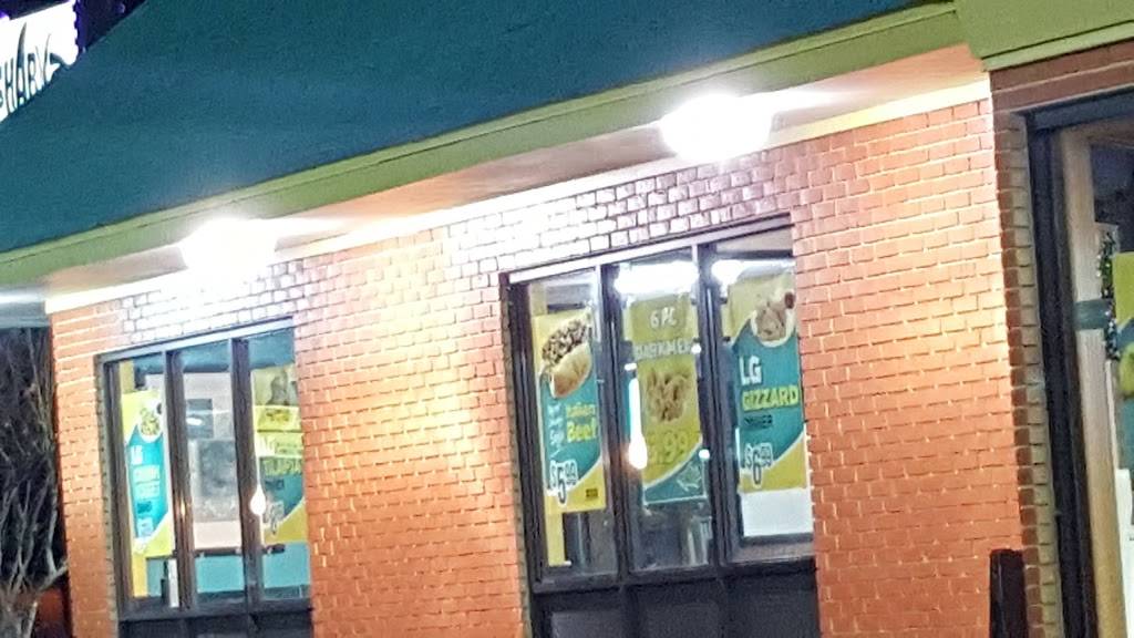 Sharks Fish And Chicken | restaurant | 1352 E Shelby Dr, Memphis, TN 38116, USA | 9013450101 OR +1 901-345-0101