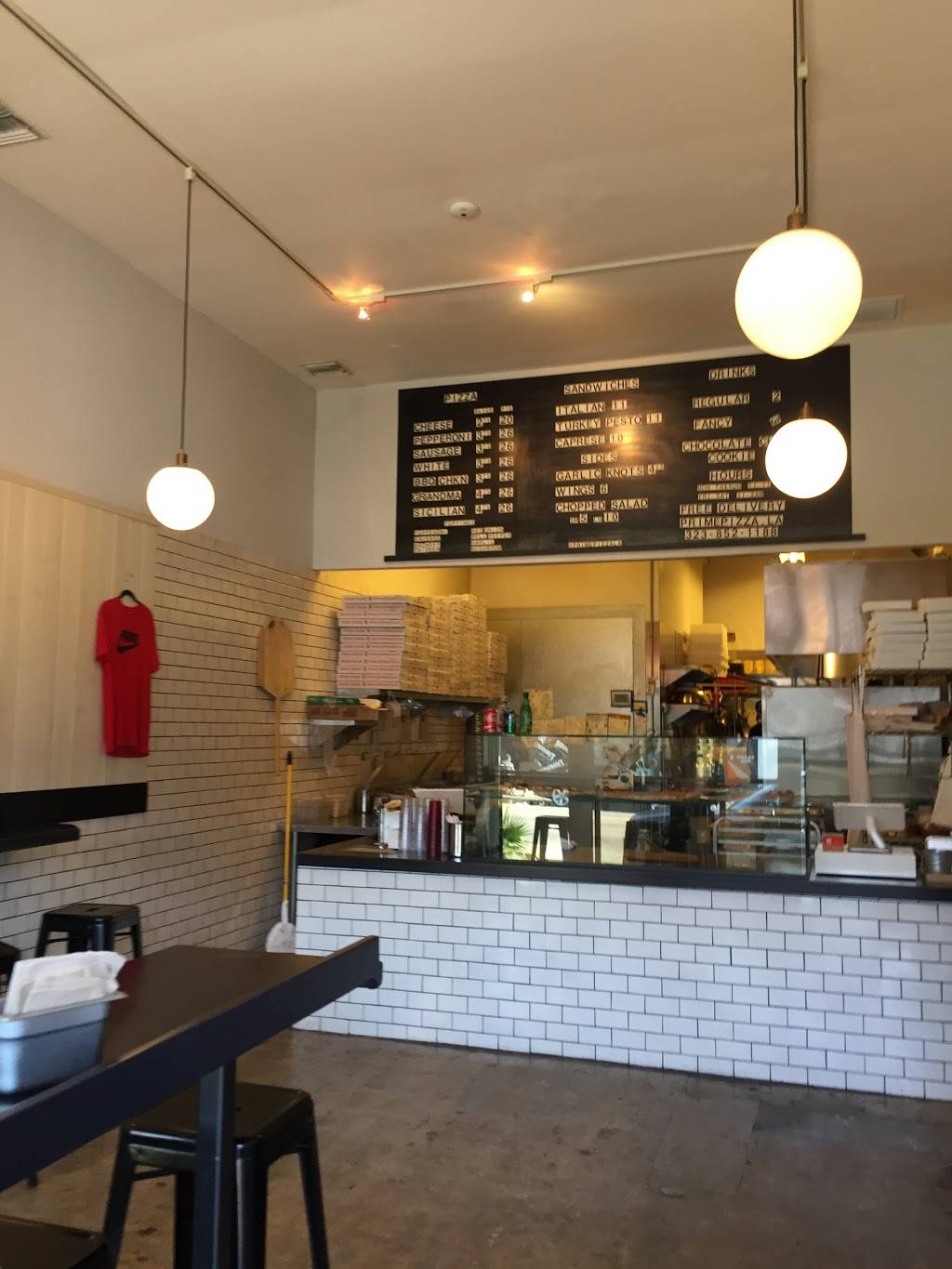 Prime Pizza | meal delivery | 446 N Fairfax Ave, Los Angeles, CA 90036, USA | 3238521188 OR +1 323-852-1188