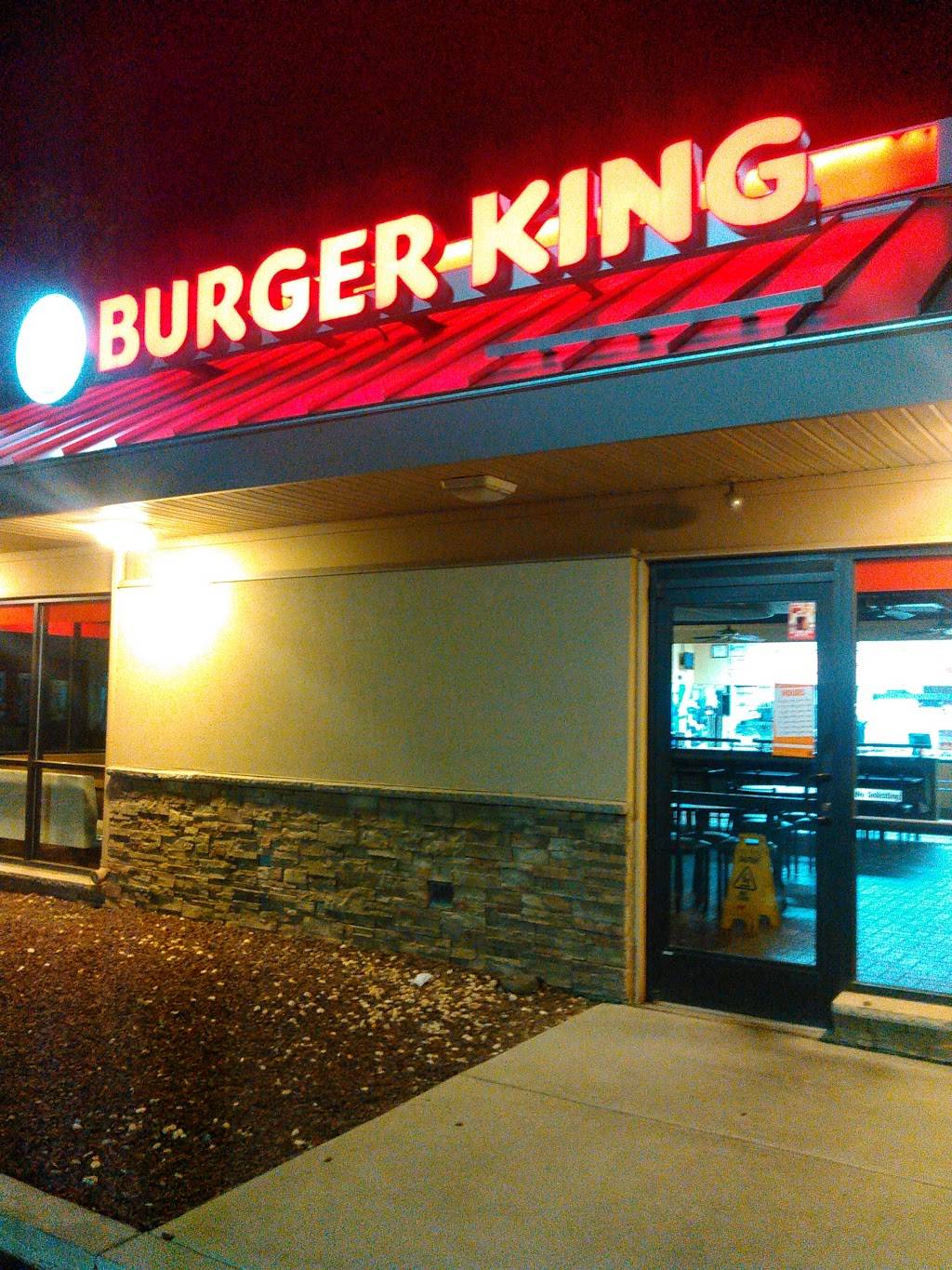 Burger King | restaurant | Route 512 And, Male Rd, Wind Gap, PA 18091, USA | 6108638975 OR +1 610-863-8975