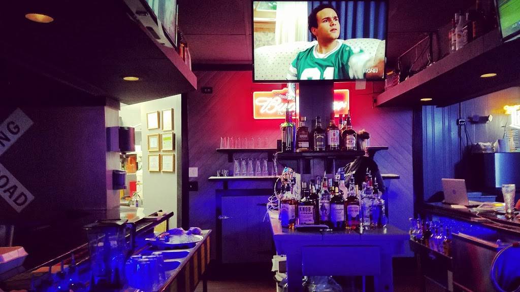 Rail House Bar & Grill | restaurant | 415 Railroad Ave, Round Lake, IL 60073, USA | 8478867245 OR +1 847-886-7245