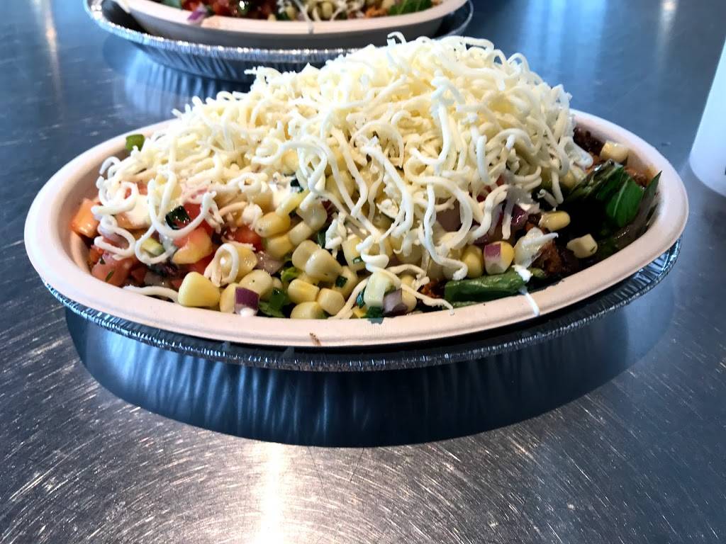 Chipotle Mexican Grill | restaurant | 910 Town Ctr, Elk Grove Village, IL 60007, USA | 8474341030 OR +1 847-434-1030