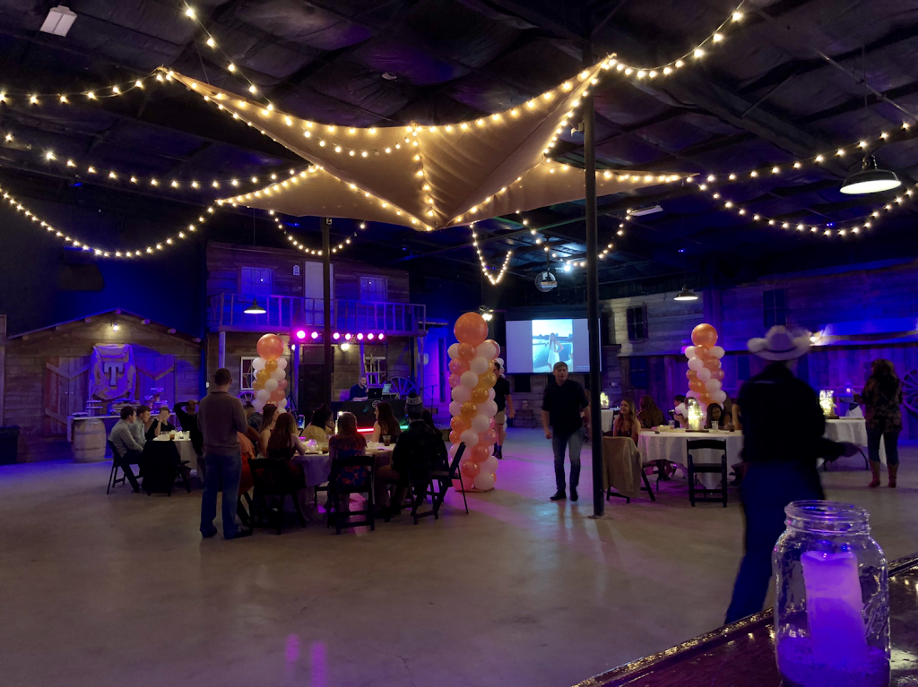 River Ranch Stockyards | restaurant | 500 NE 23rd St, Fort Worth, TX 76164, USA | 8176241111 OR +1 817-624-1111