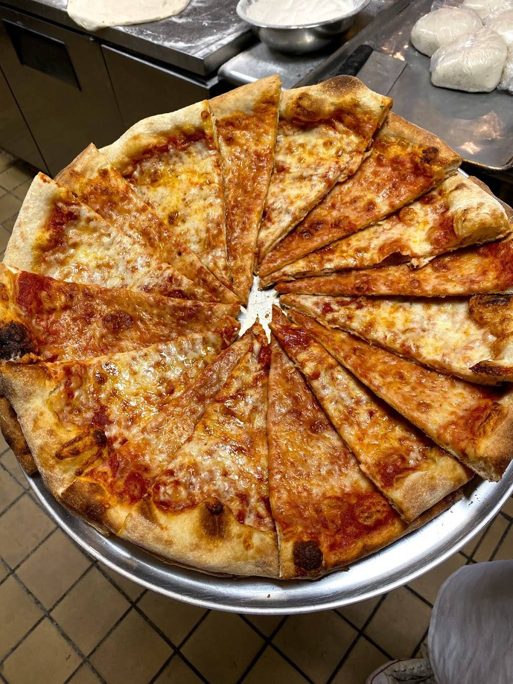 City Slice | restaurant | 6257 W Newberry Rd G1, Gainesville, FL 32605, USA | 3527926227 OR +1 352-792-6227