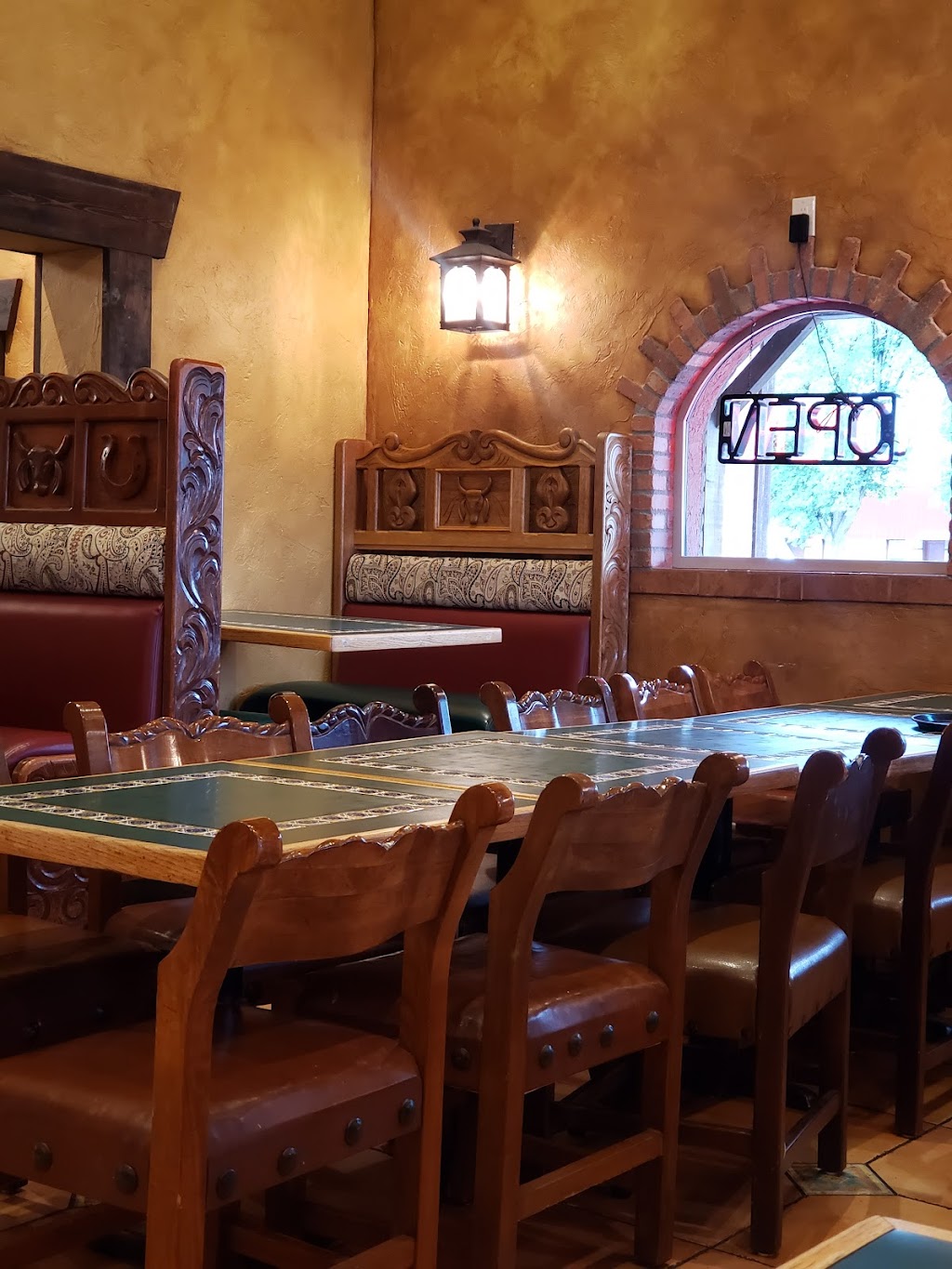 Fiesta Jalisco | restaurant | 410 Ranney St, Craig, CO 81625, USA | 9708260500 OR +1 970-826-0500