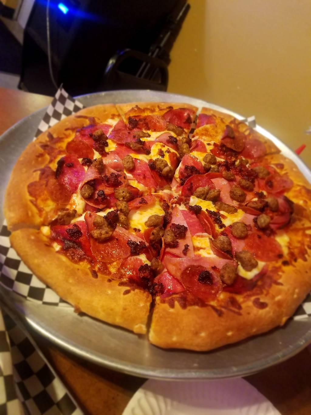 Pizza & Pints | restaurant | 449 N Main St, Manteca, CA 95336, USA | 2094459225 OR +1 209-445-9225