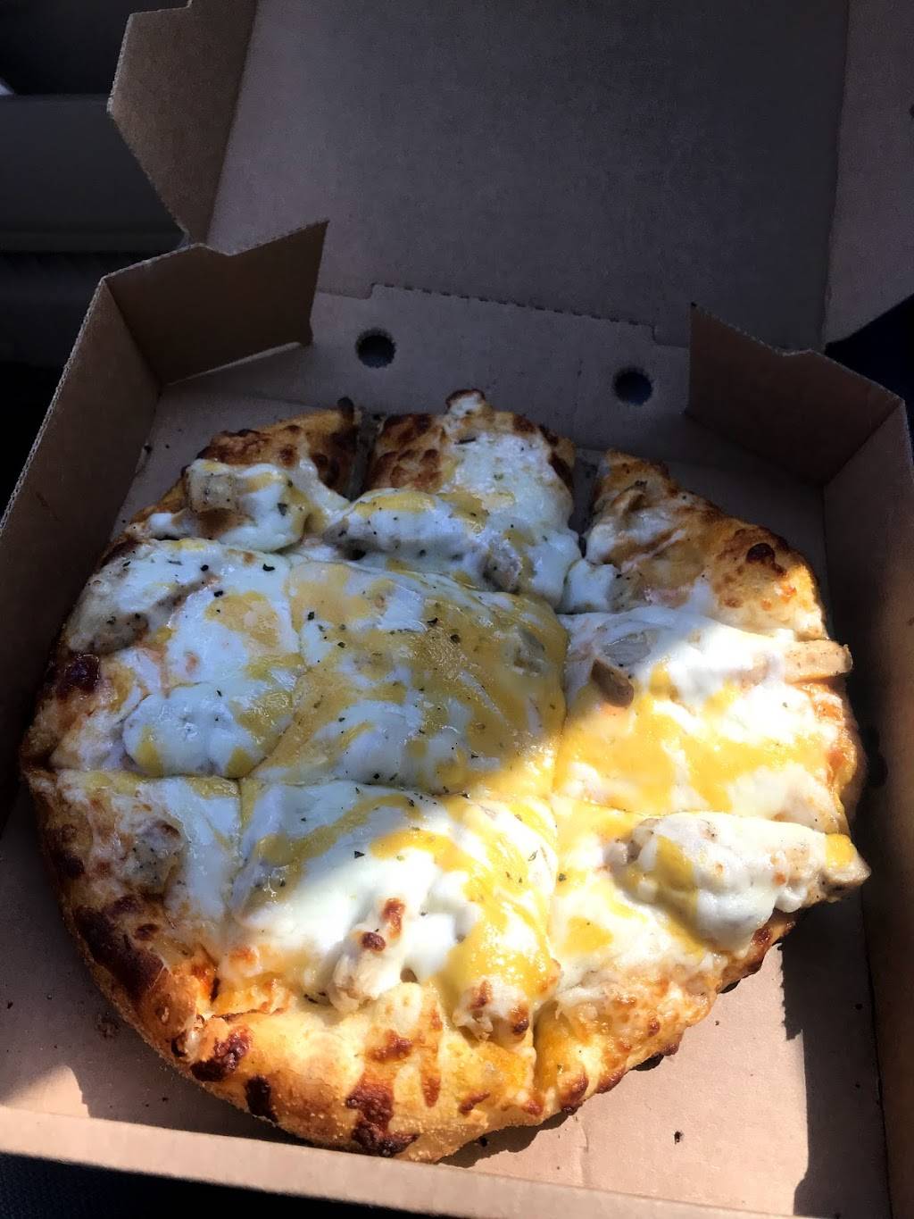 Backdoor Pizza & More | restaurant | 1000 N Bowman Ave, Danville, IL 61832, USA | 2174429004 OR +1 217-442-9004