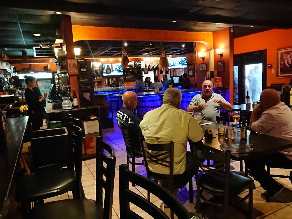 La Bodeguita Restaurant | restaurant | 2005 W 4th Ave, Hialeah, FL 33010, USA | 7865428149 OR +1 786-542-8149