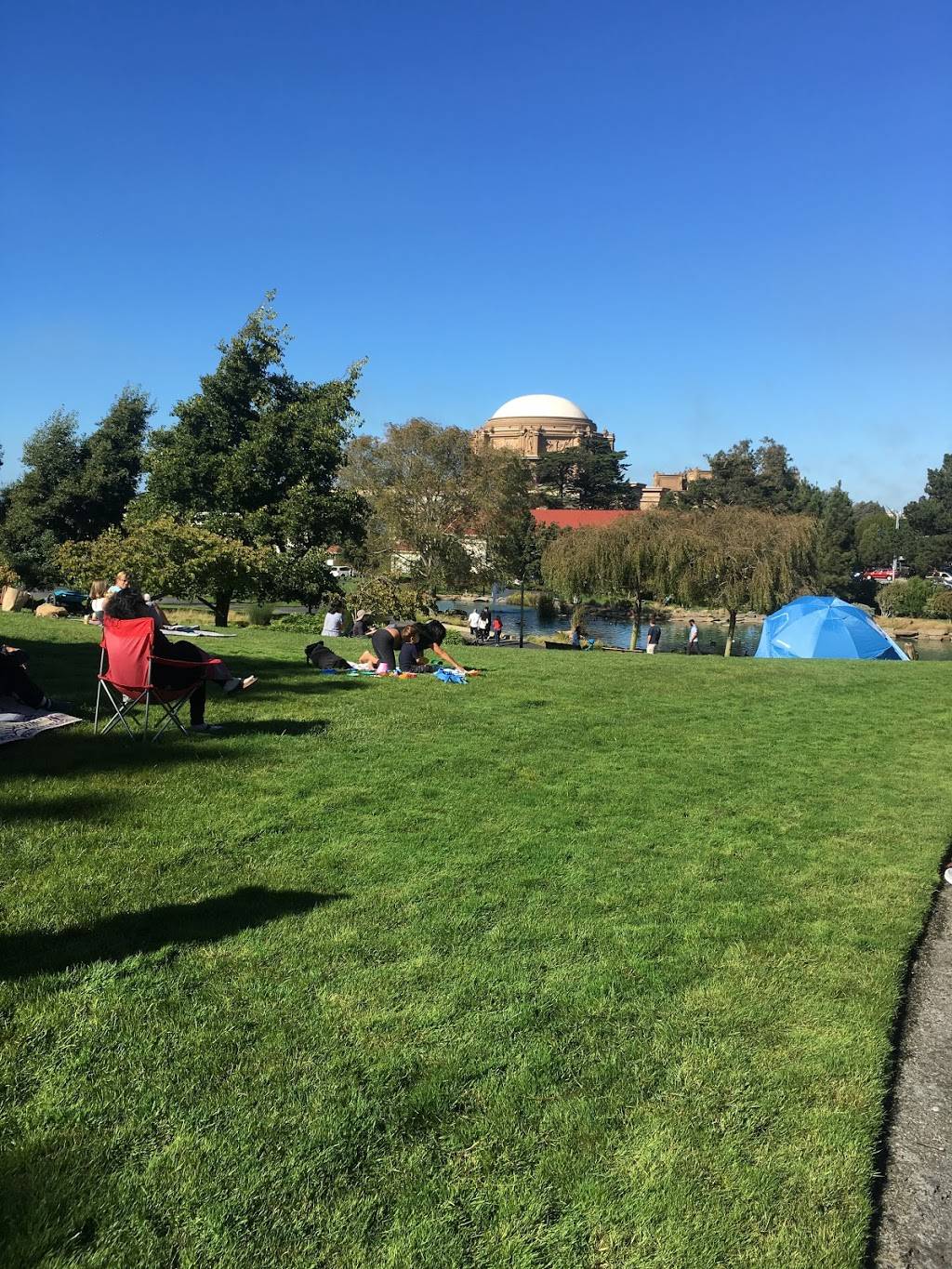 Starbucks | cafe | Building C, 1 Letterman Dr, San Francisco, CA 94129, USA | 4154411740 OR +1 415-441-1740