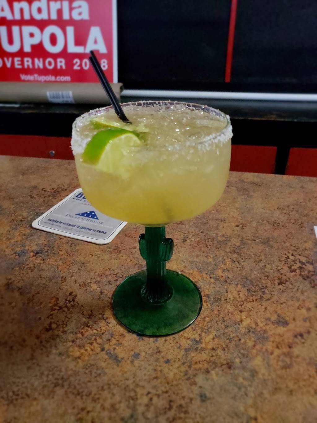 TDarbys Bar and Grill | restaurant | 4510 Salt Lake Blvd, Honolulu, HI 96818, USA | 8088887805 OR +1 808-888-7805