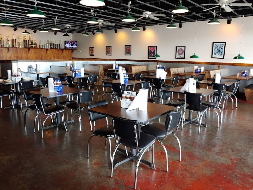 Whole Hog Cafe | restaurant | 3009 N College Ave, Fayetteville, AR 72703, USA | 4794399270 OR +1 479-439-9270