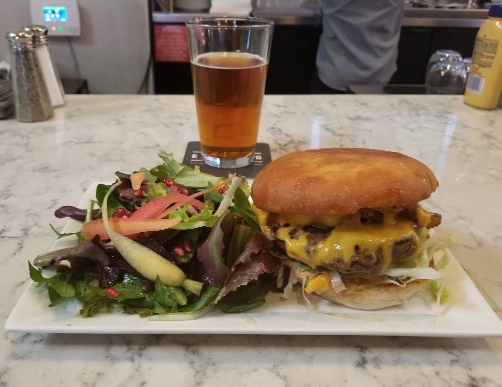 East End Gastropub | restaurant | 1501 41st Ave i, Capitola, CA 95010, USA | 8314758010 OR +1 831-475-8010