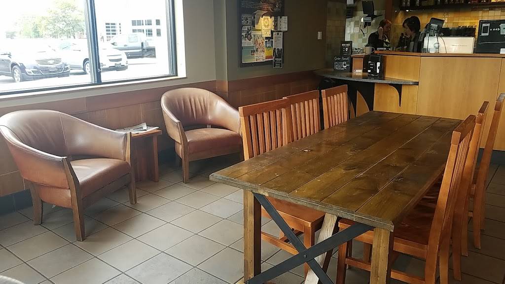 Starbucks | cafe | 707 W Pioneer Pkwy STE 101, Peoria, IL 61615, USA | 3096920151 OR +1 309-692-0151
