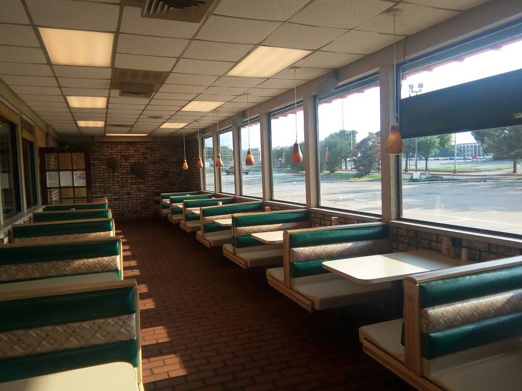 Grandys | restaurant | 3230 W Camp Wisdom Rd, Dallas, TX 75237, USA | 9722961944 OR +1 972-296-1944